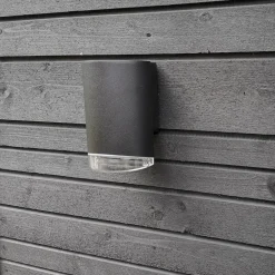 Dyberg Larsen Ribe udendørs væglampe sort