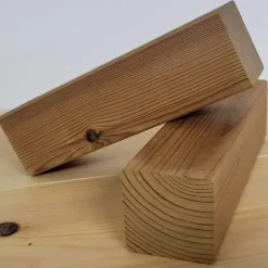 FT Embla® ThermoWood®, høvlet m/afrundede hjørner 50x50 mm 3,00 m
