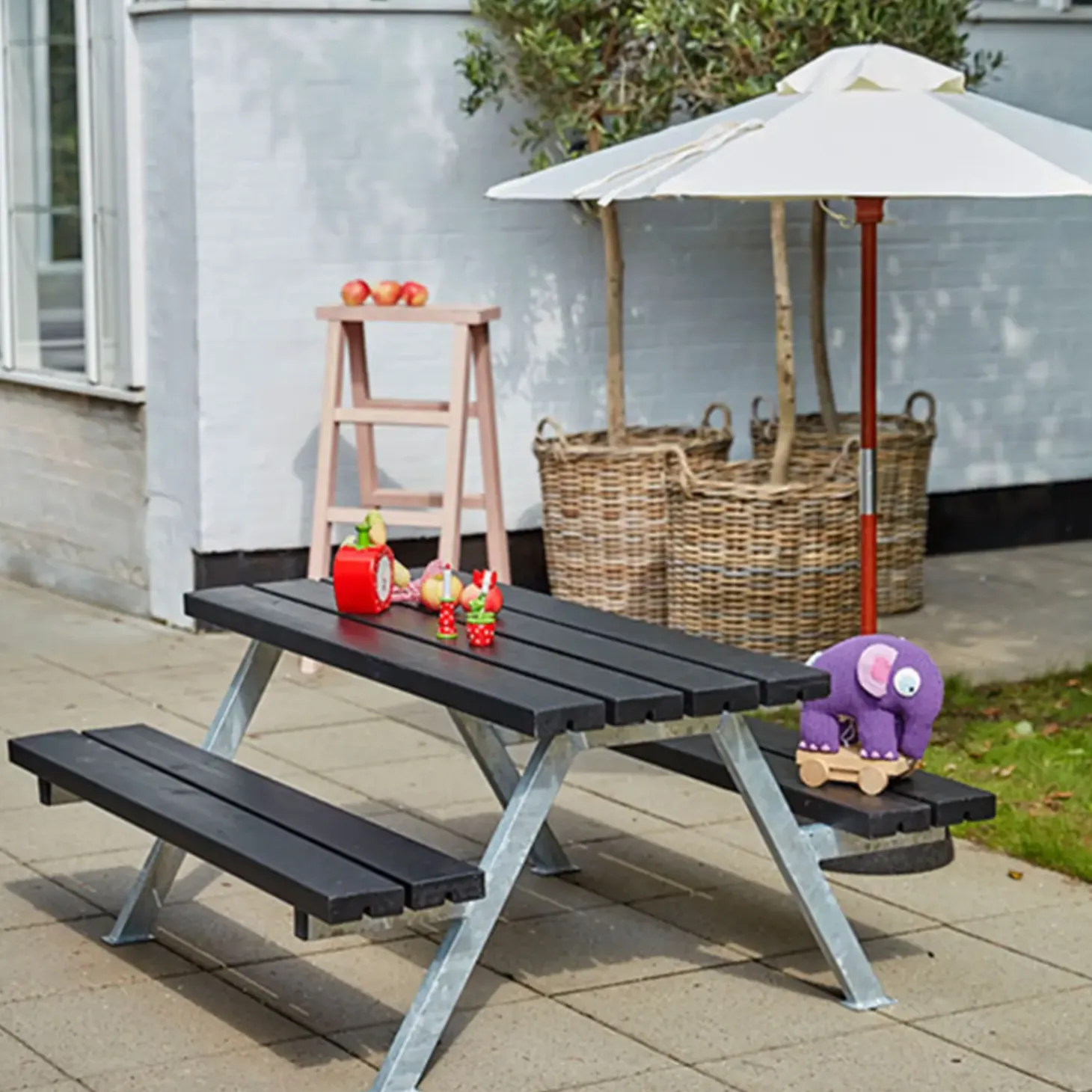 Plus Alpha Junior Bord/Bænkesæt 118 cm sort