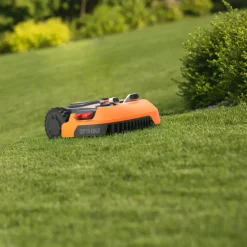 Worx WR167E Landroid M700 Plus robotplæneklipper inkl. garage